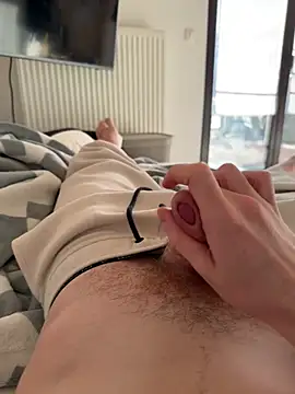 Snapshot of Djibi77 chatting on 11, 1, 2026 Djibi77 online show from 11, 1, 2026