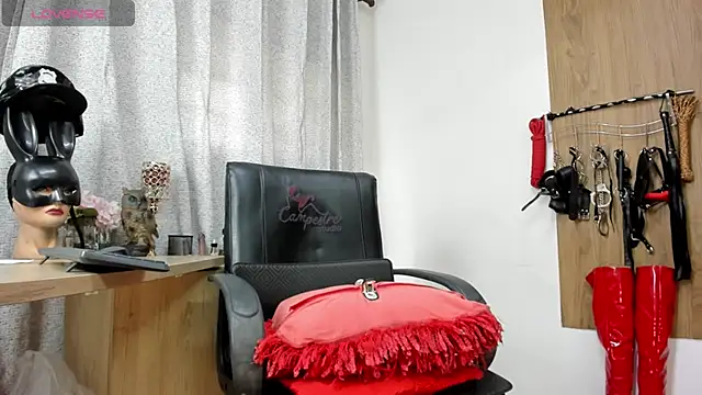 Snapshot of KristhalRasmussel chatting on 20, 10, 2025 KristhalRasmussel online show from 20, 10, 2025