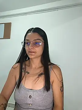 Coralinne   online show from 26, 4, 2026