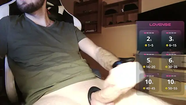 Snapshot of Bigszaab chatting on 15, 12, 2024 Bigszaab online show from 15, 12, 2024