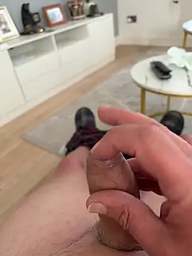 Snapshot of mke1874 chatting on 30, 5, 2026 mke1874 online show from 30, 5, 2026
