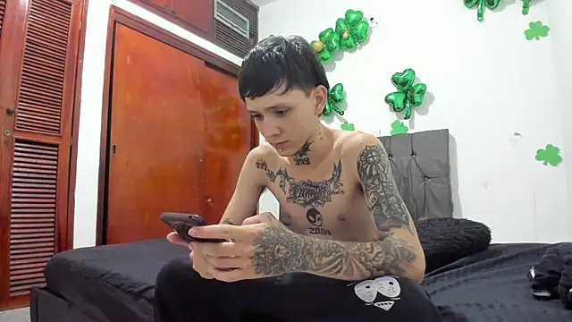StraightBoy Nick online show from 3, 5, 2026