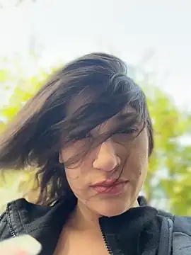 ScarletBloom  online show from 26, 4, 2026