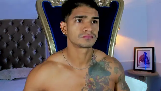 Snapshot of antonio__444 chatting on 4, 10, 2025 antonio 444 online show from 4, 10, 2025