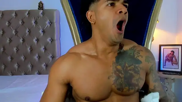 Snapshot of antonio__444 chatting on 17, 10, 2025 antonio 444 online show from 17, 10, 2025