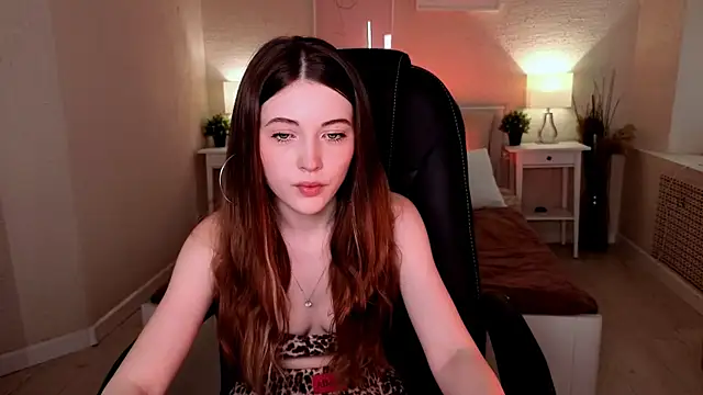 Kimmie shine online show from 9, 8, 2026