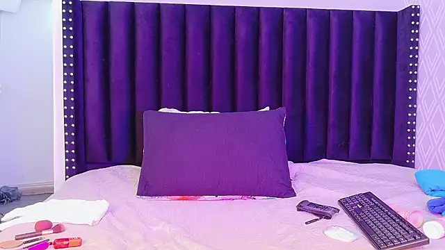 Snapshot of EbonyCoWorker chatting on 10, 3, 2026 EbonyCoWorker online show from 10, 3, 2026