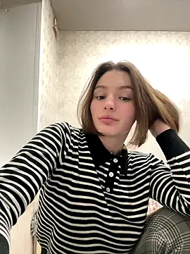 Snapshot of ZariaFlame chatting on 1, 10, 2025 ZariaFlame online show from 1, 10, 2025