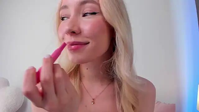 DanaCandy online show from 5, 7, 2026