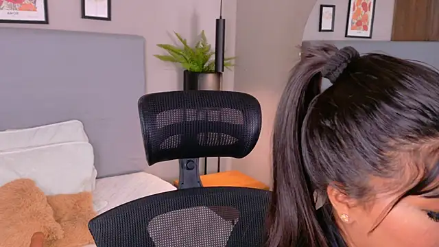 LanaRozz online show from 23, 7, 2026