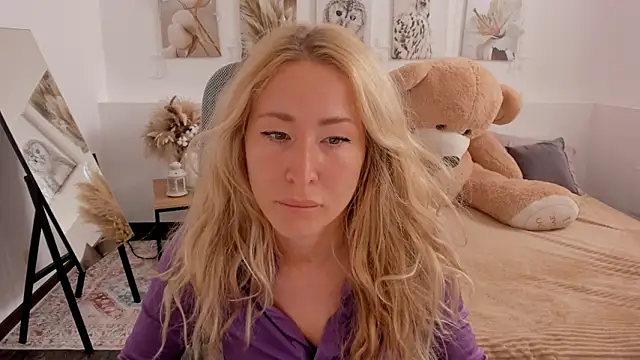 Snapshot of AstraMonroe chatting on 15, 3, 2026 AstraMonroe online show from 15, 3, 2026