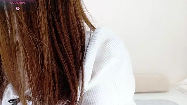 Snapshot of mana-chan chatting on 21, 9, 2025 mana-chan online show from 21, 9, 2025