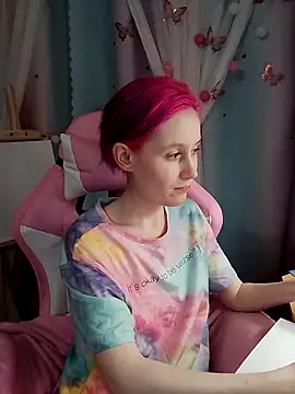 Fuzzy Unicorn online show from 8, 9, 2025