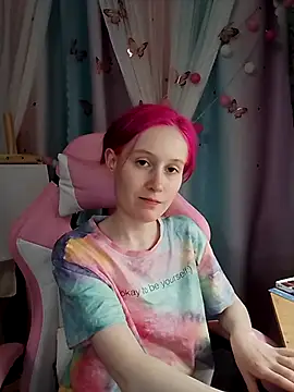 Fuzzy Unicorn online show from 4, 10, 2025