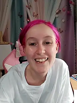 Fuzzy Unicorn online show from 9, 10, 2025