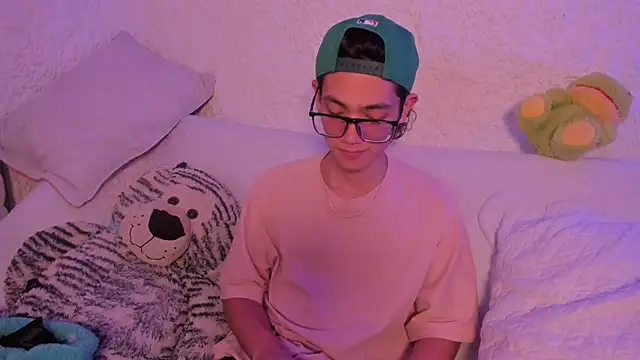 Snapshot of thiago_kinghot chatting on 9, 9, 2025 thiago kinghot online show from 9, 9, 2025