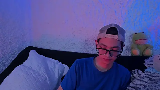 Snapshot of thiago_kinghot chatting on 15, 9, 2025 thiago kinghot online show from 15, 9, 2025