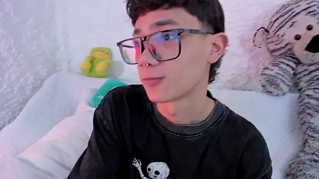 Snapshot of thiago_kinghot chatting on 29, 9, 2025 thiago kinghot online show from 29, 9, 2025