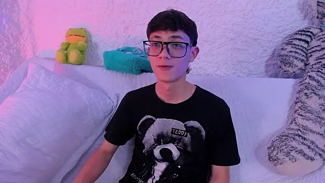 Snapshot of thiago_kinghot chatting on 1, 10, 2025 thiago kinghot online show from 1, 10, 2025