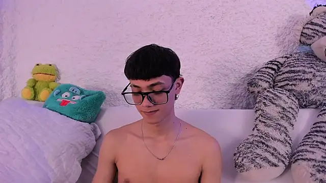 Snapshot of thiago_kinghot chatting on 2, 10, 2025 thiago kinghot online show from 2, 10, 2025