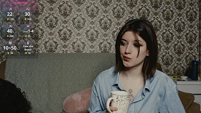 Marinaxmonroe online show from 8, 2, 2026