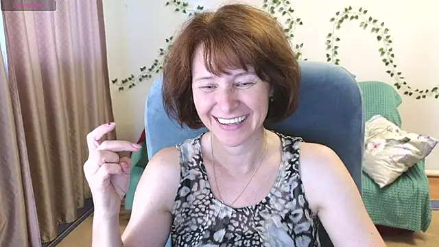Lia Tito online show from 4, 8, 2026
