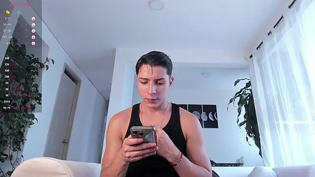 Hotay andrew online show from 24, 10, 2025