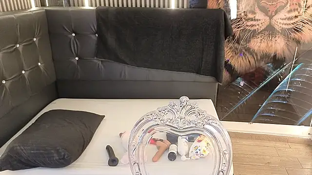 Snapshot of Witch_Scarlet chatting on 7, 3, 2026 Witch Scarlet online show from 7, 3, 2026