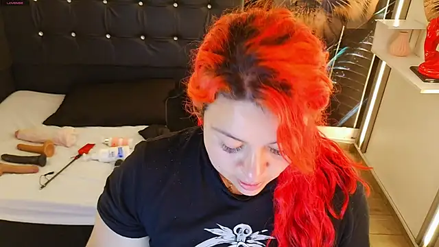 Witch Scarlet online show from 2, 5, 2026