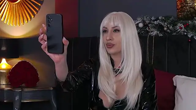 VickiSpice online show from 18, 12, 2025