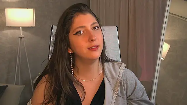 Mary Miiller online show from 21, 9, 2025