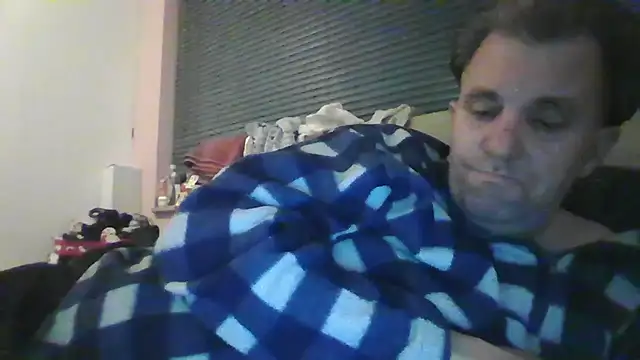 Snapshot of JasperGeil chatting on 18, 11, 2025 JasperGeil online show from 18, 11, 2025