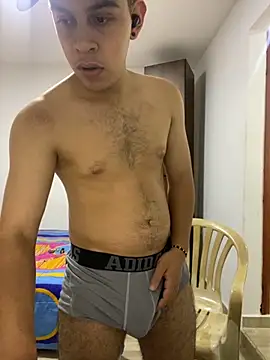 Snapshot of dominant_boy77 chatting on 26, 9, 2025 dominant boy77 online show from 26, 9, 2025