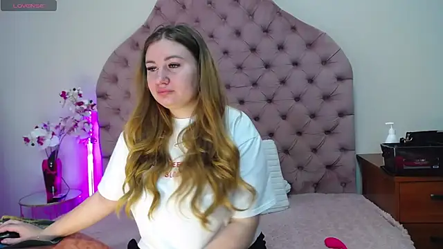  Agata  online show from 28, 6, 2026