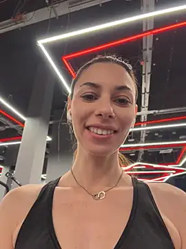 Amelie Crosby online show from 2, 7, 2026