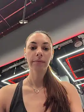 Amelie Crosby online show from 2, 8, 2026