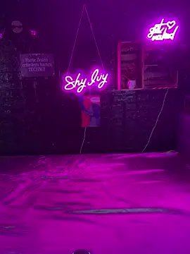 Snapshot of Shy_Ivy chatting on 6, 11, 2025 Shy Ivy online show from 6, 11, 2025