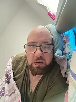 Snapshot of mrandmrsdarkside chatting on 16, 3, 2026 mrandmrsdarkside online show from 16, 3, 2026