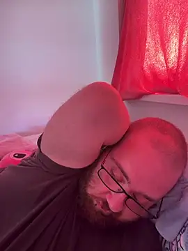 Snapshot of mrandmrsdarkside chatting on 9, 4, 2026 mrandmrsdarkside online show from 9, 4, 2026