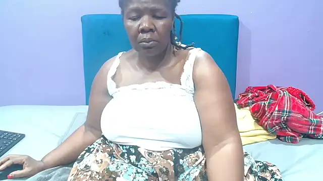 NaughtyChubbyZoe online show from 22, 9, 2025