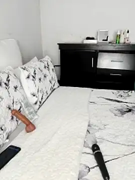 Snapshot of ChubbyBitch26 chatting on 25, 2, 2026 ChubbyBitch26 online show from 25, 2, 2026