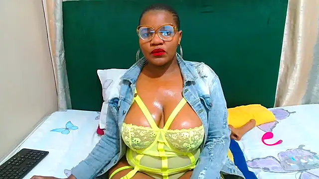 ChubbyBitch26 online show from 7, 8, 2026