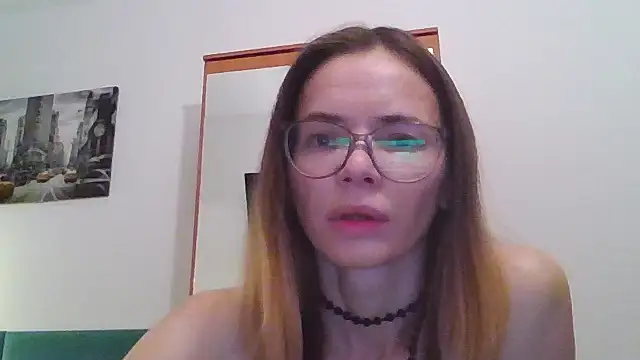 Snapshot of SEA_Dream chatting on 18, 12, 2025 SEA Dream online show from 18, 12, 2025
