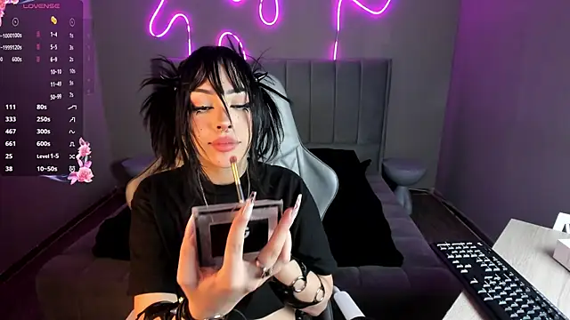 Sabrina bloom online show from 13, 1, 2026