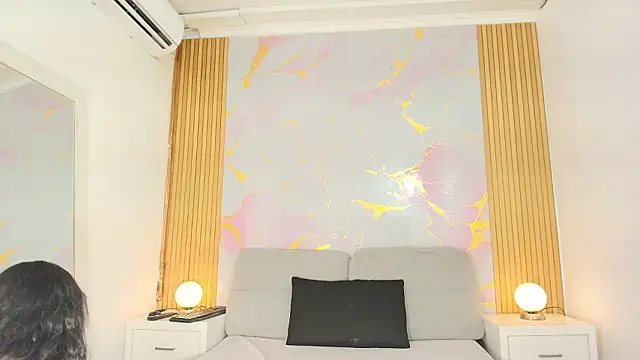 MayaBaker online show from 9, 2, 2026