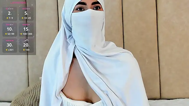  Zahiira  online show from 4, 11, 2025