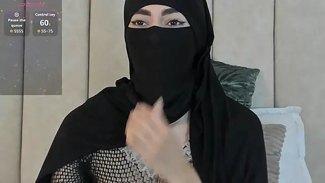  Zahiira  online show from 28, 11, 2025