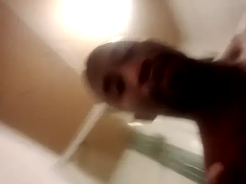 Snapshot of Thasdwn23 chatting on 15, 9, 2025 Thasdwn23 online show from 15, 9, 2025