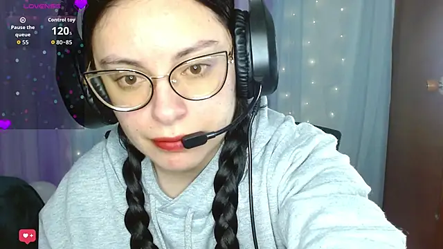 Camila Ord online show from 12, 9, 2025