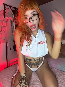 ScarlettRusso1 online show from 10, 5, 2026